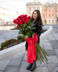 Buchet uriaș cu trandafiri roșii de până la 1.4 m "Royalty" – imaginea 3