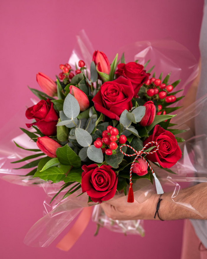 Buchet trandafiri și lalele "Ma Cherie"