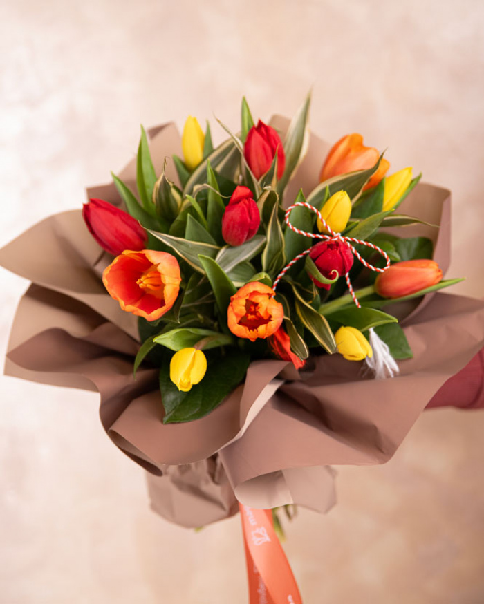 Buchet lalele „Primăvară în dar" – imaginea 3