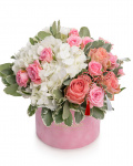 "Soft Touch" floral arrangement with roses – the image 1
