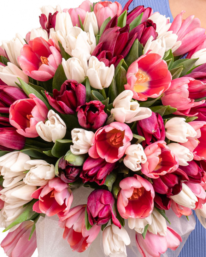 Buchet 101 lalele "Joyful Elegance" – imaginea 2