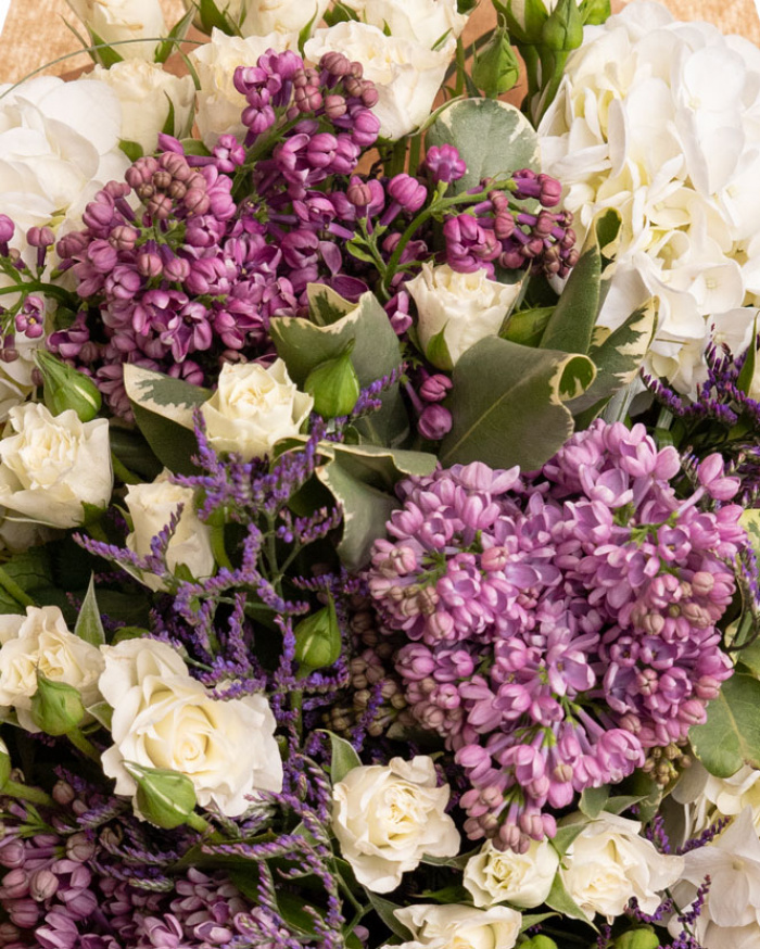 Lilac and hydrangeas bouquet – imaginea 2