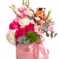 Aranjament floral de absolvire cu trandafiri și accesorii