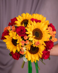 Sunflower and red rose bouquet – imaginea 3