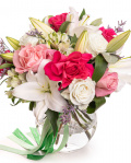 "Classic Beauty" lily and rose bouquet