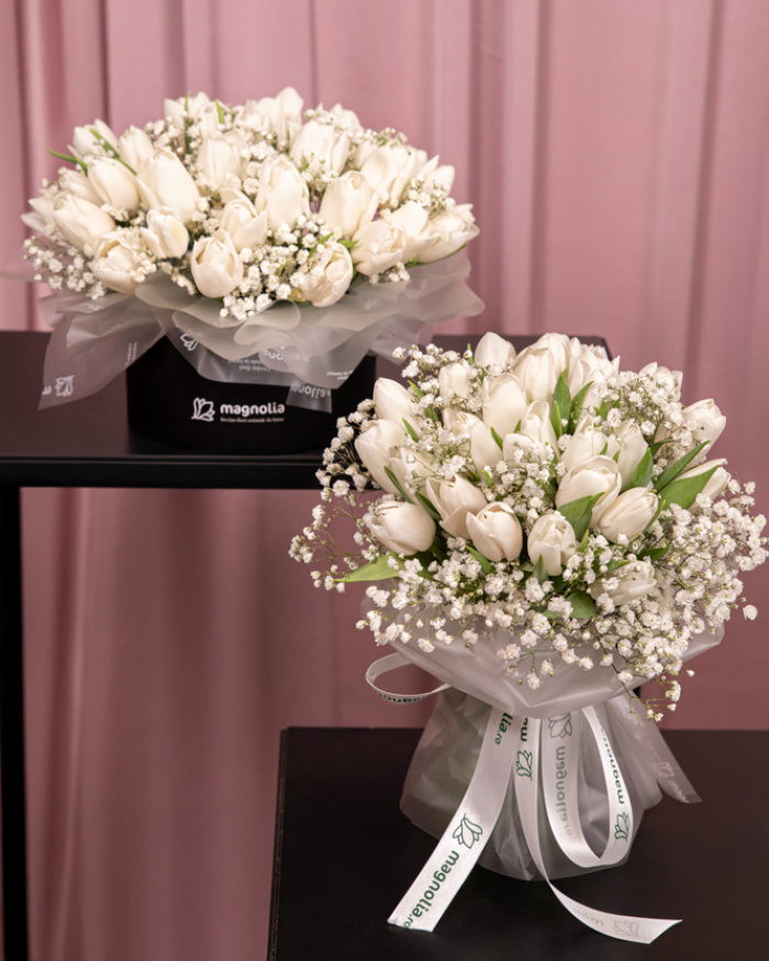 White Tulip Bouquet and Arrangement Set – imaginea 2
