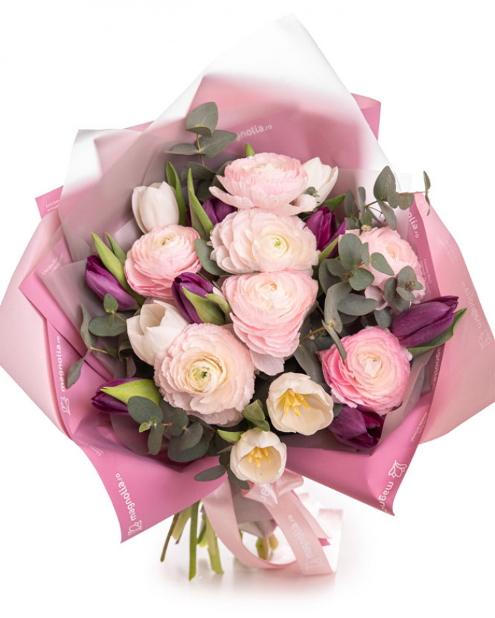 Buchet cu ranunculus și lalele – imaginea 1
