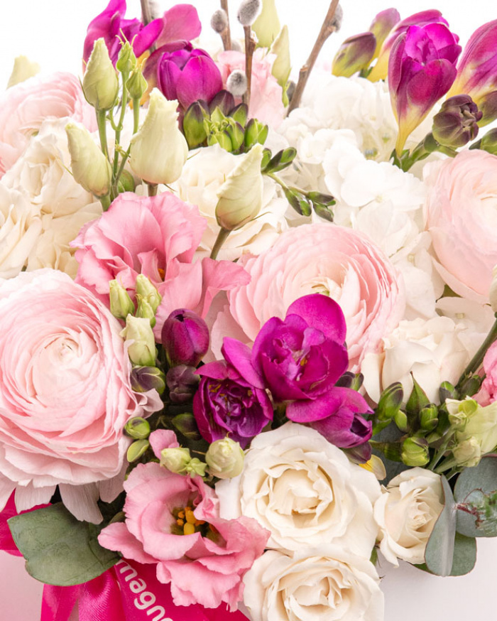 ”Spring Whisper” Ranunculus Arrangement – imaginea 2
