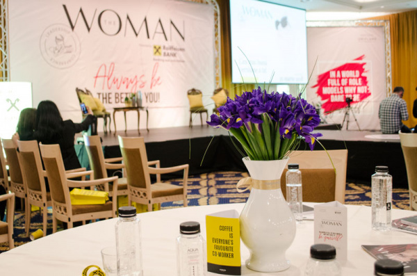 Conferinta de Leadership feminin The Woman