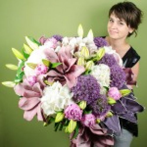 Mega buchete de flori și mega aranjamente florale create de floriștii Magnolia – imaginea 7
