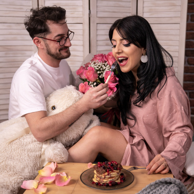 Cum sa faci o femeie sa se simta speciala de Valentine's Day