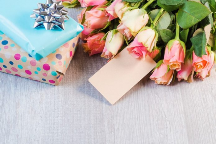 Cum alegi buchetul de flori pentru o zi de naştere? Cum alegi buchetul de flori pentru o zi de naştere?
