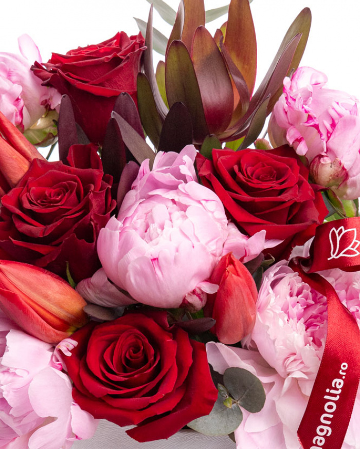 Pink Peony and Rose Arrangement – imaginea 2