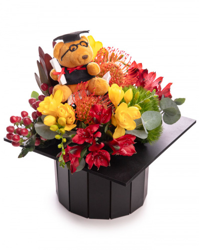Graduation Cap Floral Arrangement 