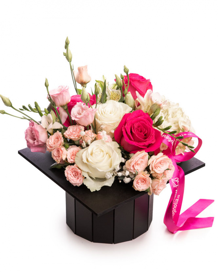 Rose and Teddy Bear Cap Arrangement – the image 1
