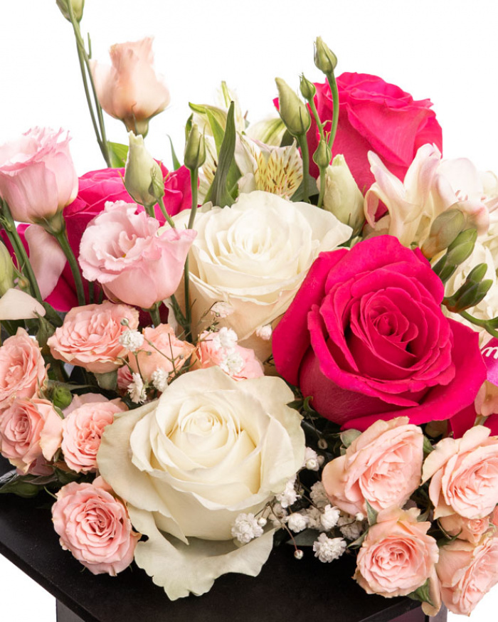 Rose and Teddy Bear Cap Arrangement – the image 2