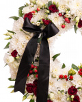 Elegant funeral wreath with white chrysanthemums – imaginea 2
