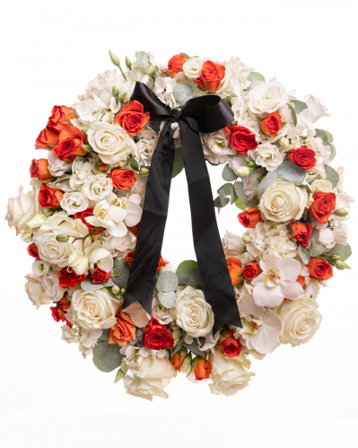 Coroana funerara cu hortensii, trandafiri si orhidee