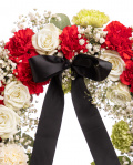 Coroană funerară cu garoafe – imaginea 2