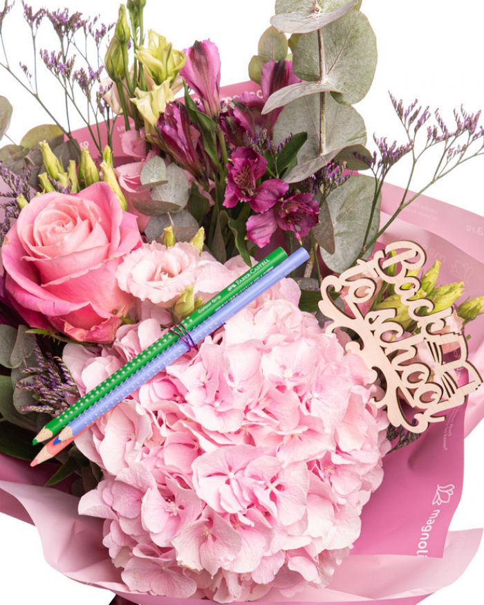 Buchet flori si creioane colorate, varianta standard