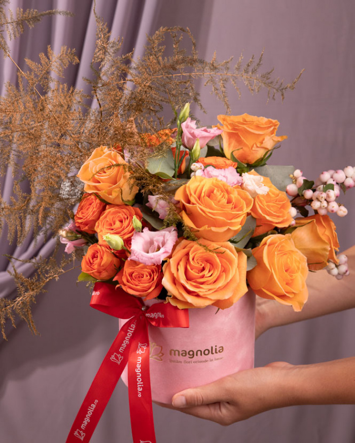 Aranjament cu trandafiri parfum de toamna varianta premium, marime