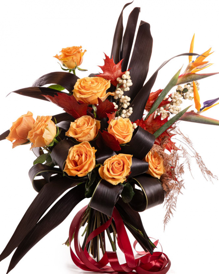 Buchet cu trandafiri și strelitzia „Exotic Halloween” – imaginea 1