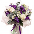 Buchet cu trandafiri albi și eustoma