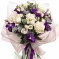 Buchet cu trandafiri albi și eustoma