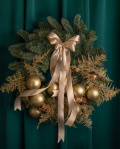 Wreath with Christmas decorations
