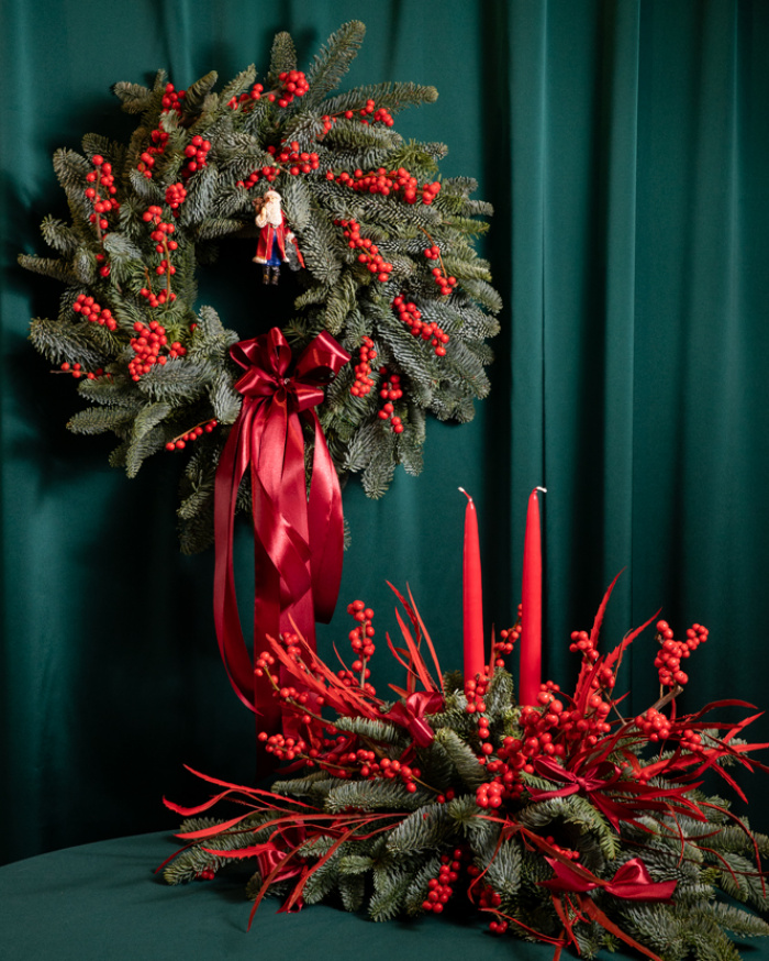 Christmas set – Fir and Ilex wreath and table arrangement – imaginea 1