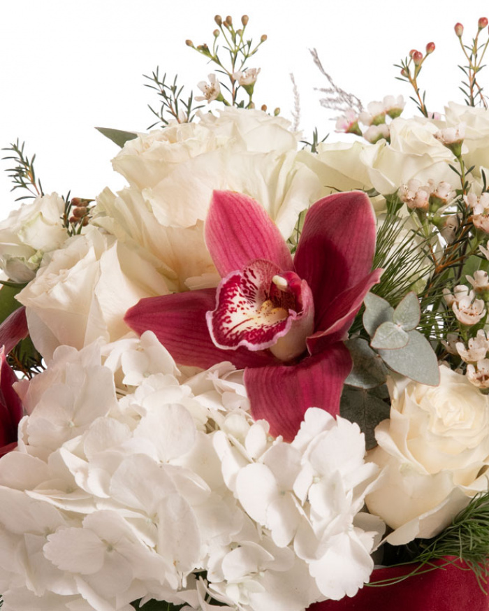 Aranjament floral ”Winter Touch”, varianta premium