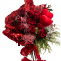 Buchet Valentine's Day cu accesorii