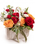 Roses and Eustoma basket – imaginea 1
