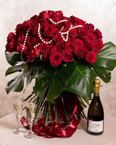 Buchet 101 trandafiri roșii și prosecco „Love Celebration”