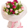Buchet lalele și frezii „Happiness”
