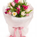 Buchet lalele și frezii „Happiness”
