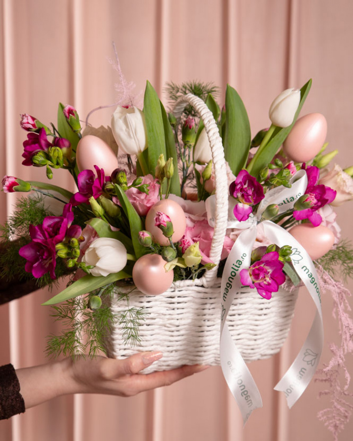 Coș cadou cu flori „Easter morning” – imaginea 3
