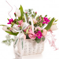Coș cadou cu flori „Easter morning”