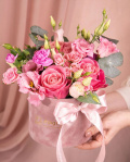 Pink Flower Arrangement – imaginea 3