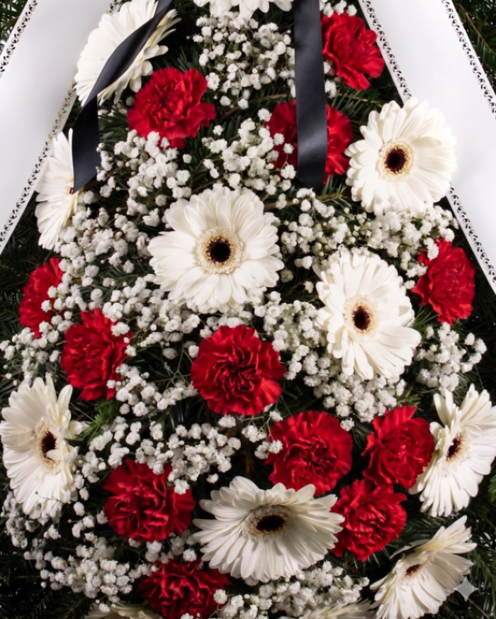 Funeral wreath with gerberas and carnations – imaginea 2