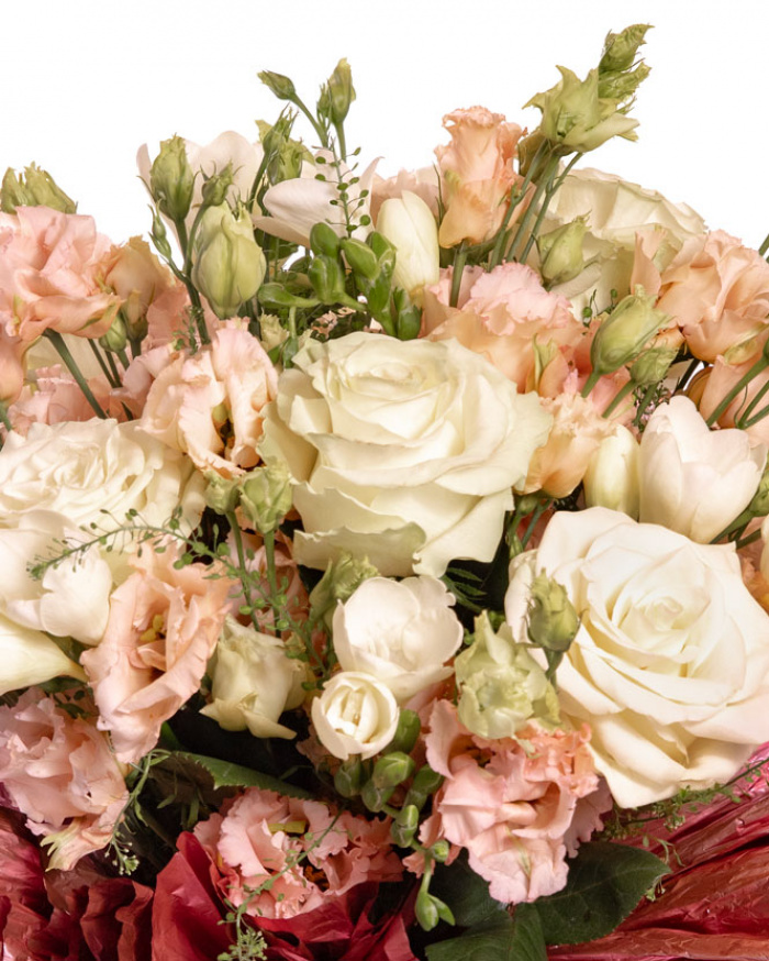 Buchet trandafiri albi „Romance" – imaginea 2