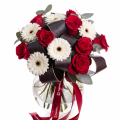 Buchet trandafiri rosii şi gerbere