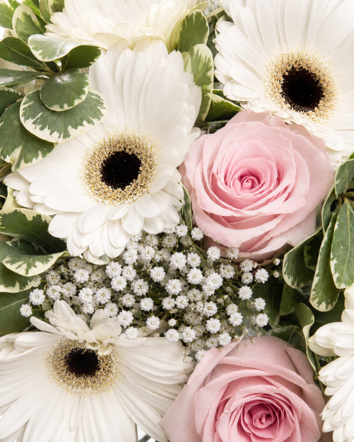 Bouquet with roses and gerbera – imaginea 2