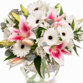 Buchet cu crini și gerbera