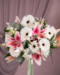 Bouquet with lilies and gerbera – imaginea 3