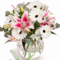 Buchet cu crini și gerbera