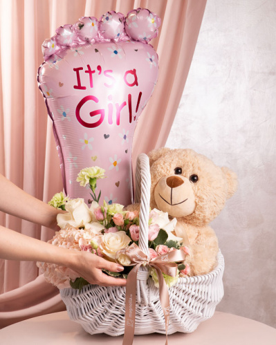 Aranjament floral „Hello Baby Girl”