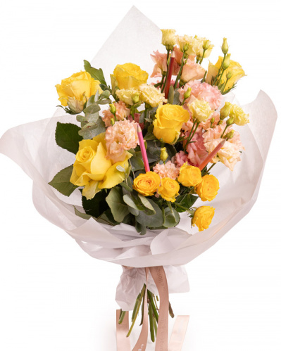 "Back to school" yellow rose bouquet with colorful pencils