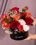 Aranjament floral cu trandafiri „Back to School” – imaginea 3