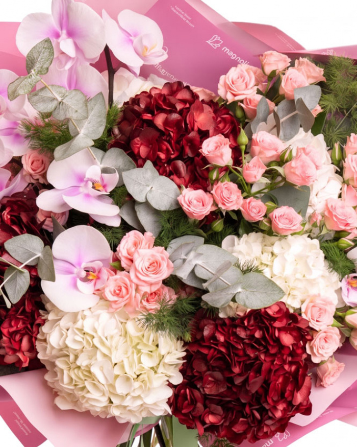 Buchet Hortensii și Orhidee "Timeless Charm” – imaginea 3